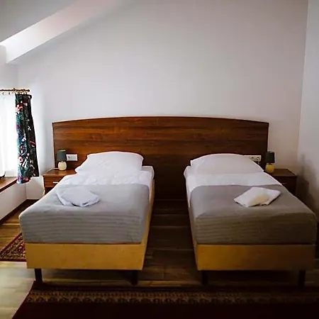 Hotel Ab 2*